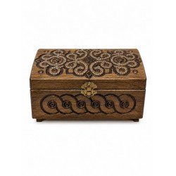 Box decorated with beads 21x11x10 (ШК 01-52)